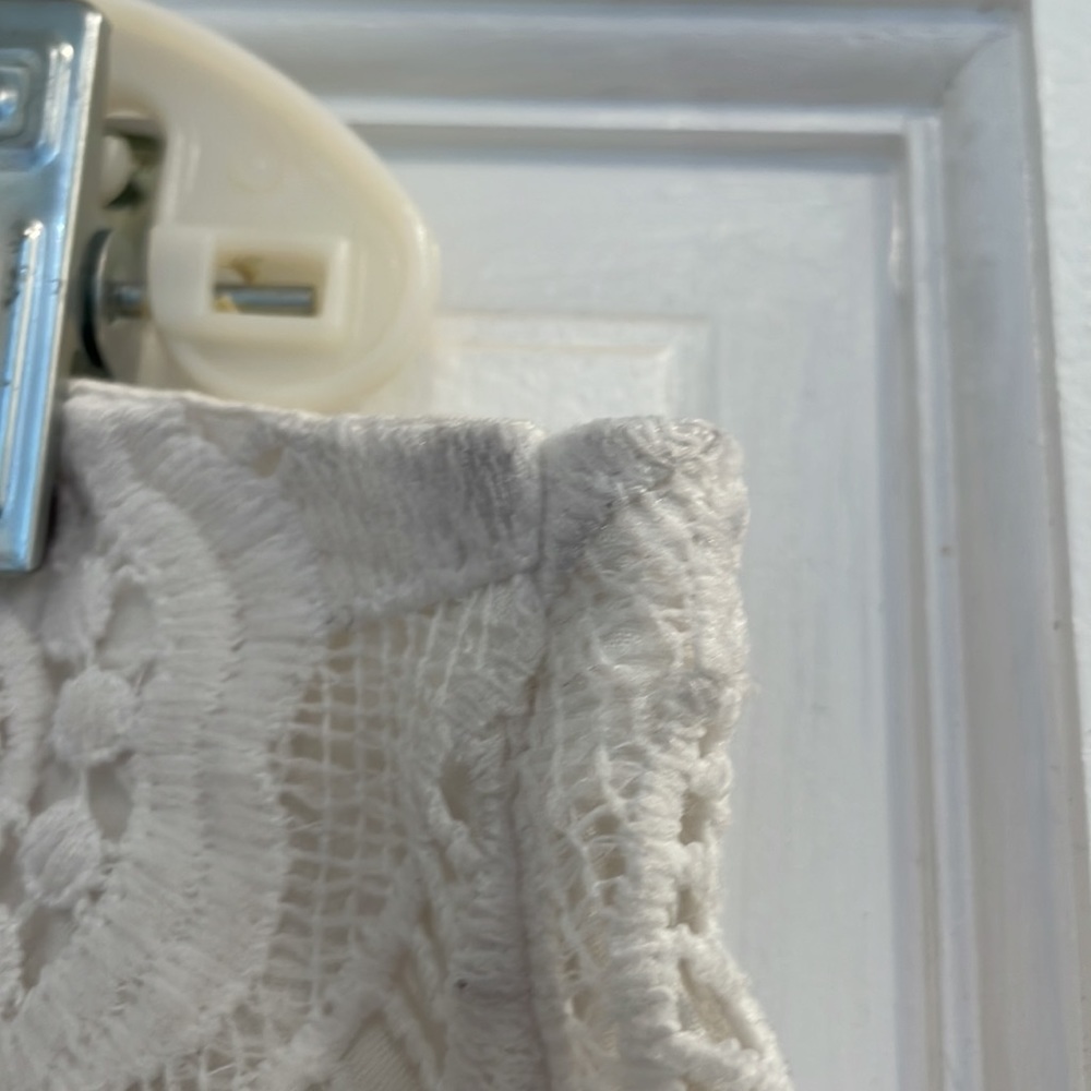 Abercrombie & Fitch White Lace Mini Skirt - Picture 4 of 6